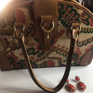 Woman’s VTG fall Aztec Korean leather Egyptian purse